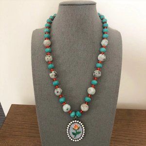 Beads and Stones necklace string NWOT